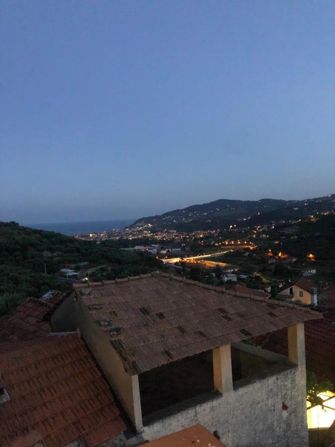 Casa Relax, Un Uliveto Sul Mare. Villa Diano San Pietro Exterior photo